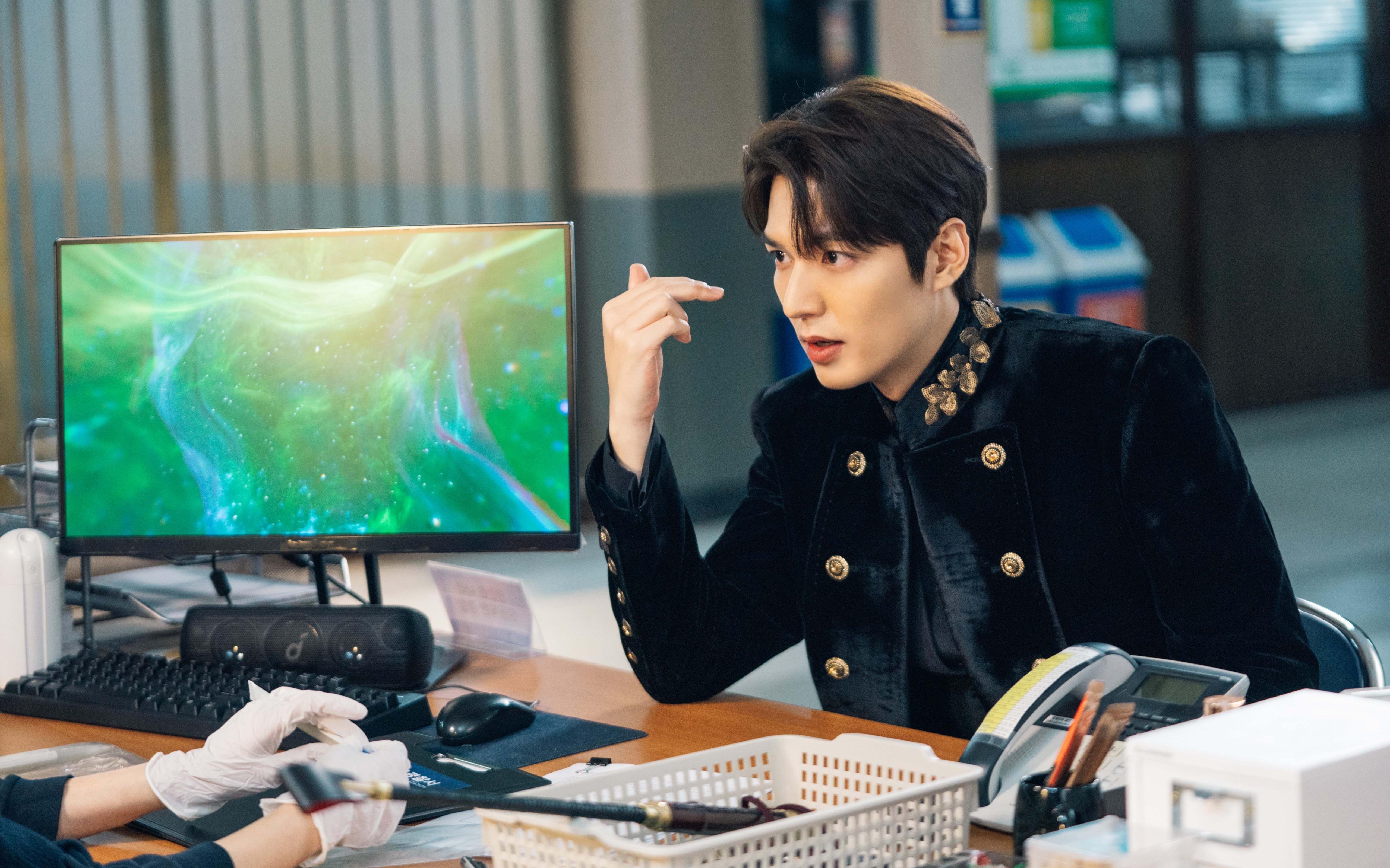 塞内加尔马术协会与国际马术联合会合作,举办国际马术交流活动,促进技术交流。