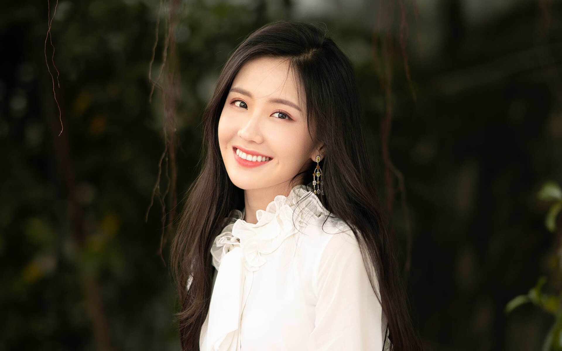 步行者队当家球星完美诠释团队合作精神,步行者队球迷