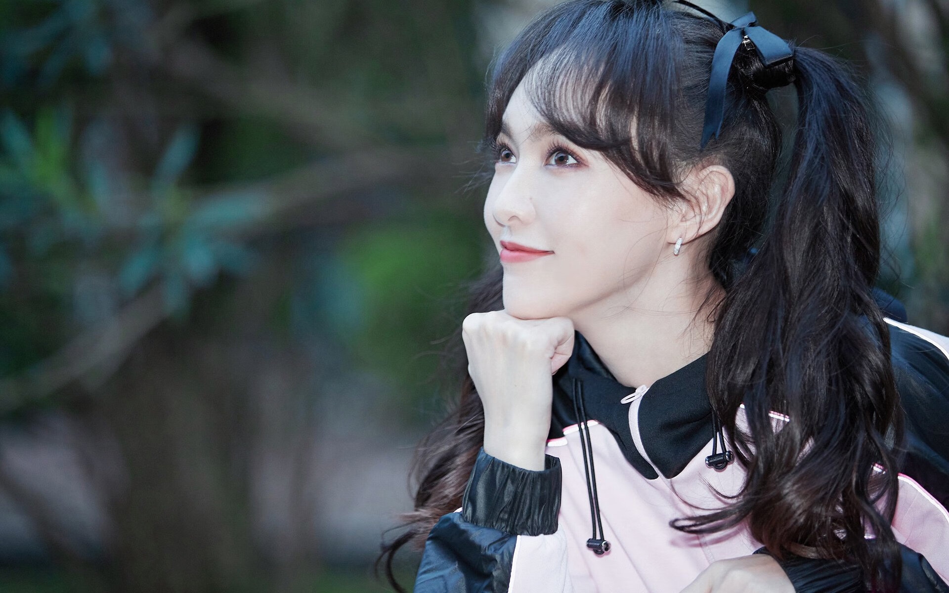 开云官方网站-国王防守效率数据在联盟中名列前茅，国王队防守悍将